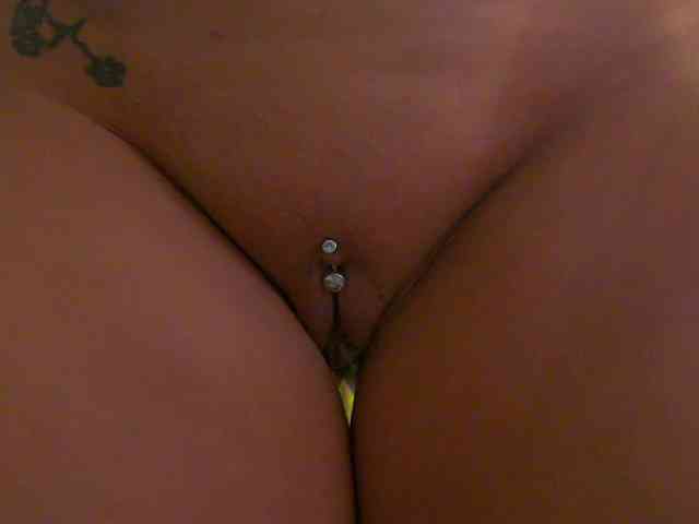 Foxxxy-MILF webcam