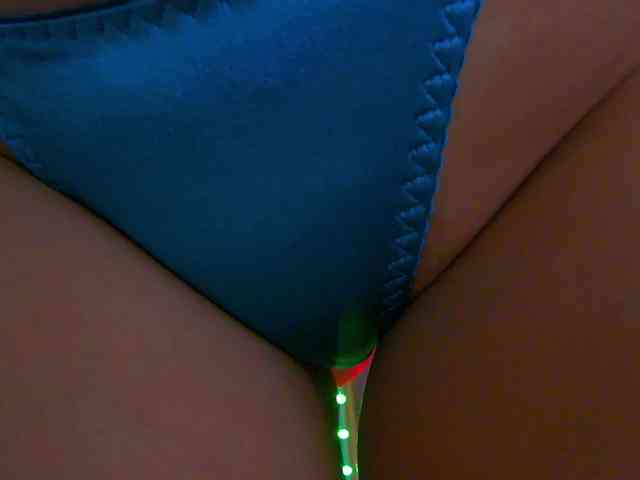 Model: Foxxxy-MILF