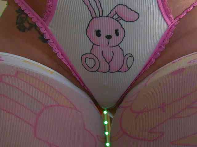 Foxxxy-MILF webcam