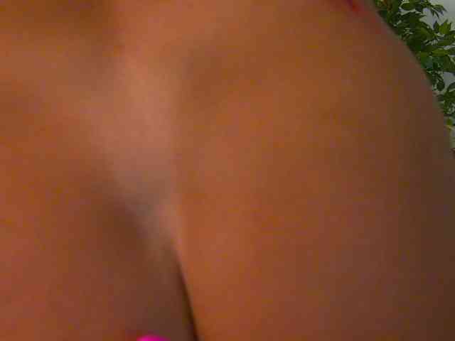 Foxxxy-MILF webcam