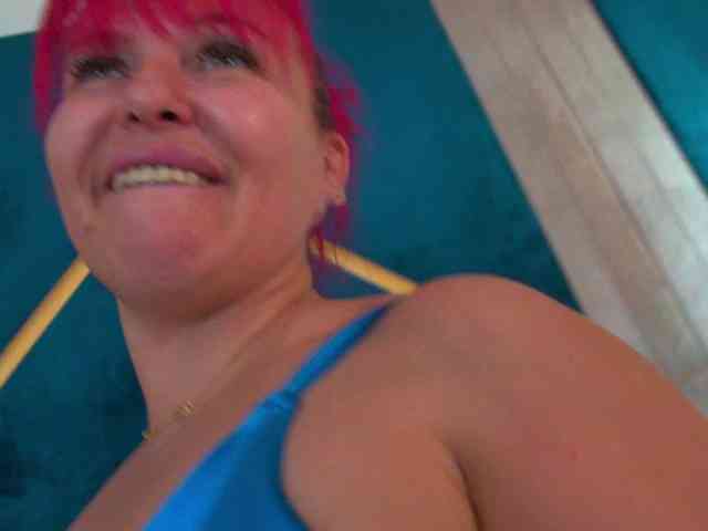 Foxxxy-MILF