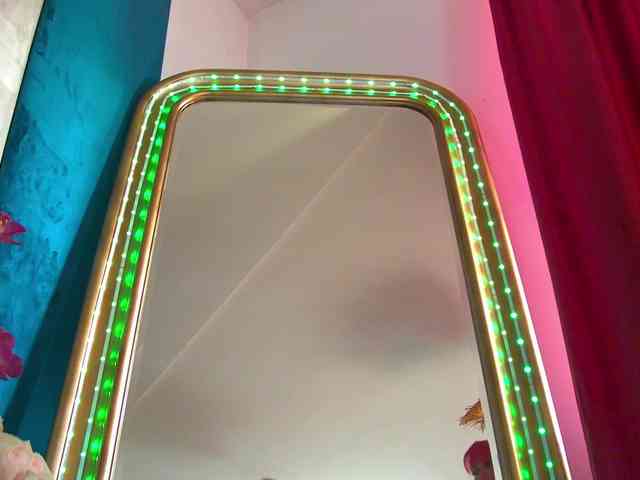 Foxxxy-MILF Live Webcam on BongaCams