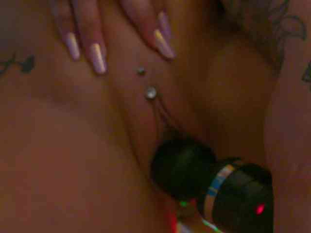 Foxxxy-MILF webcam