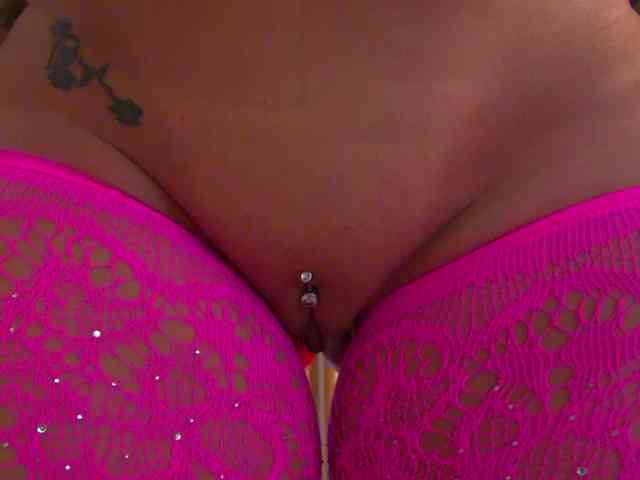 Foxxxy-MILF webcam
