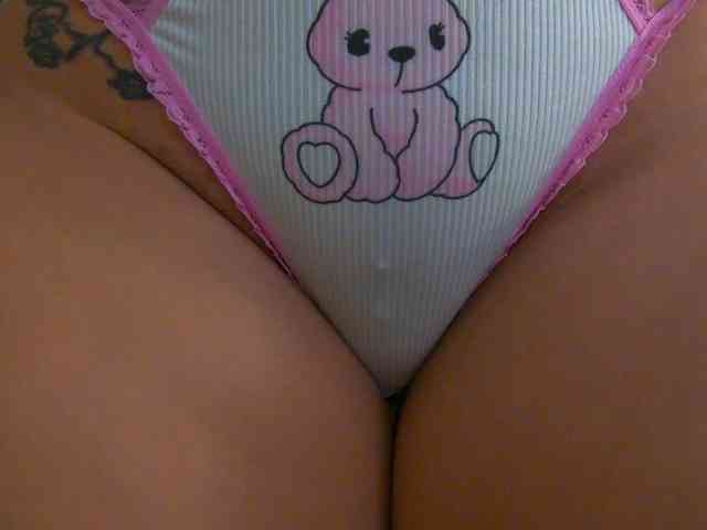 Foxxxy-MILF