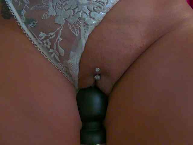 Model: Foxxxy-MILF