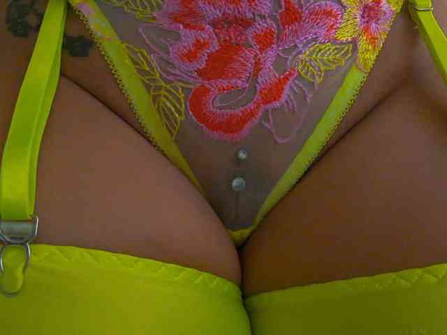 Foxxxy-MILF
