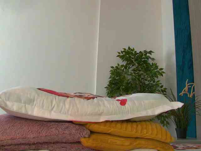 Foxxxy-MILF webcam