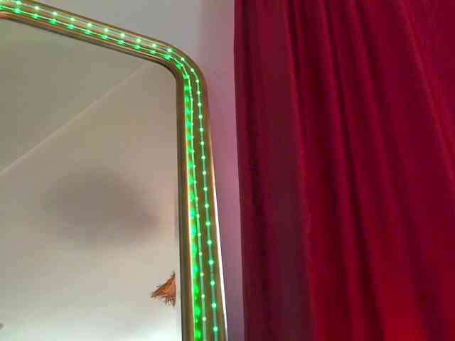 Foxxxy-MILF webcam