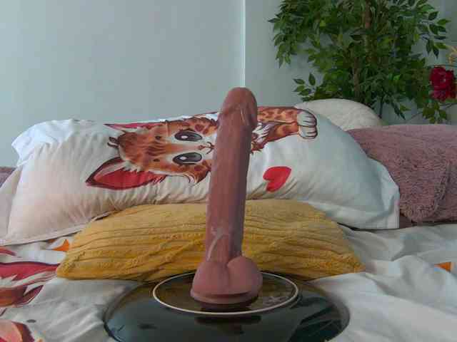 Foxxxy-MILF webcam