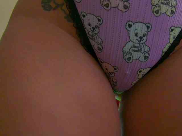 Model: Foxxxy-MILF