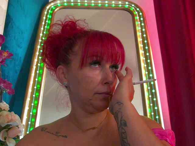Foxxxy-MILF