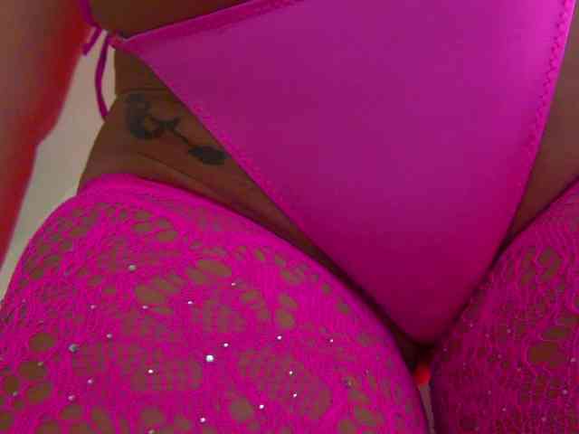 Foxxxy-MILF