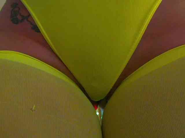 Model: Foxxxy-MILF