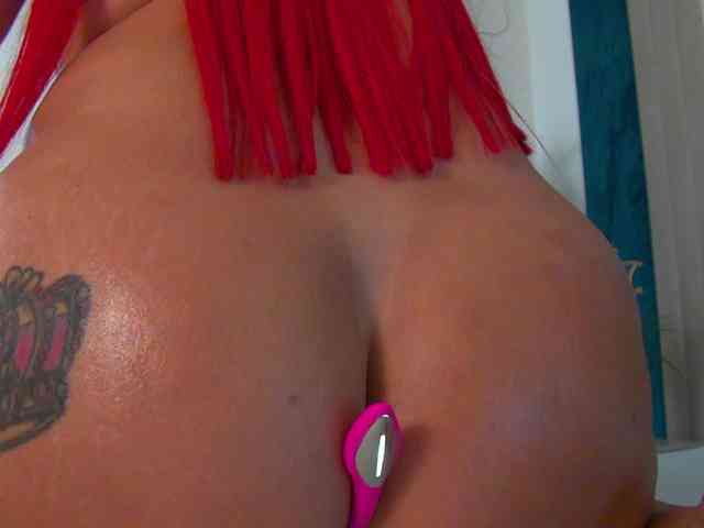 Model: Foxxxy-MILF