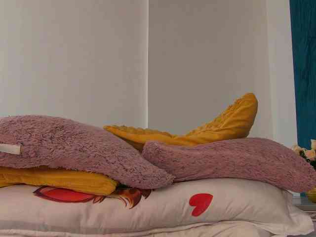 Model: Foxxxy-MILF