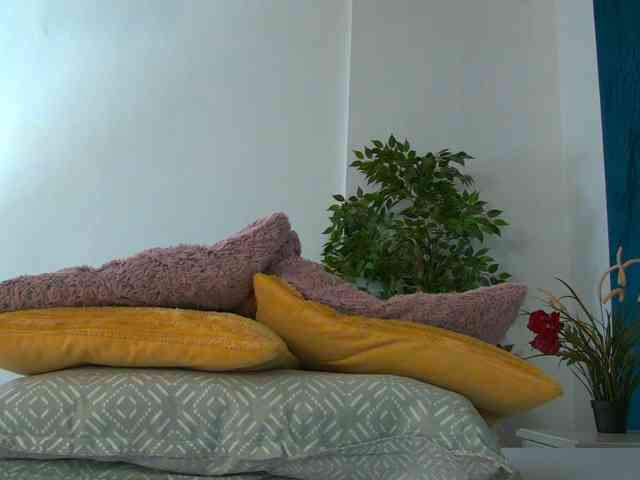 Foxxxy-MILF Foxxxy-MILF