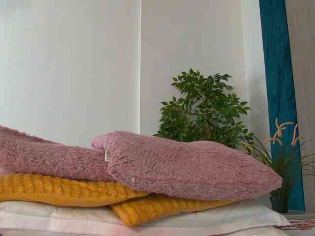 Foxxxy-MILF webcam