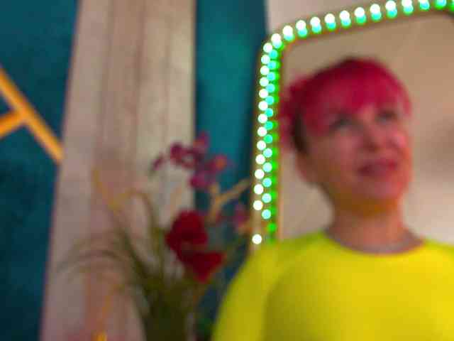 Foxxxy-MILF