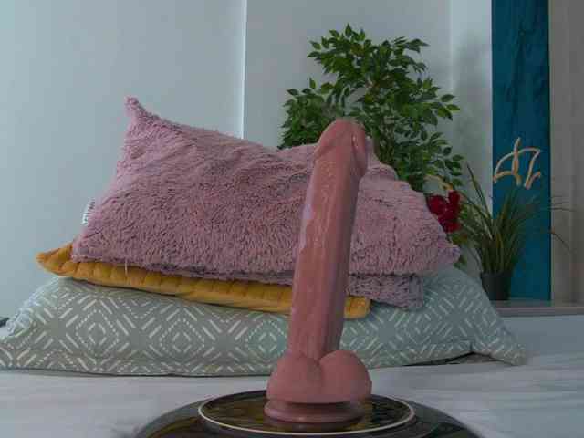 Foxxxy-MILF webcam