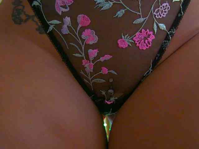 Foxxxy-MILF webcam