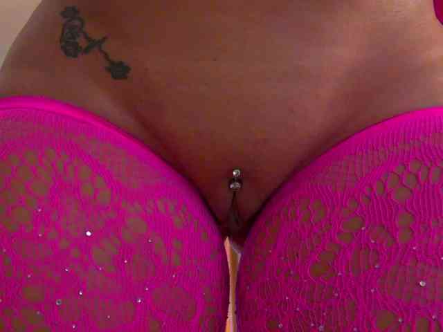 Foxxxy-MILF webcam