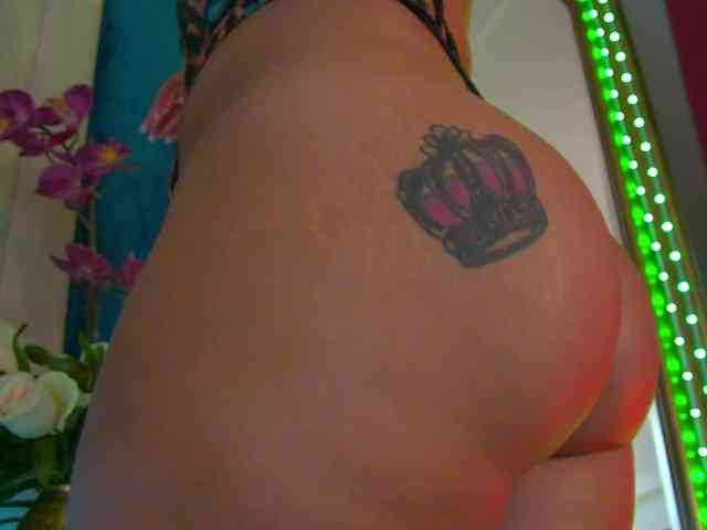Foxxxy-MILF webcam