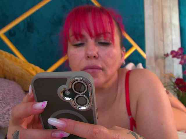 Foxxxy-MILF