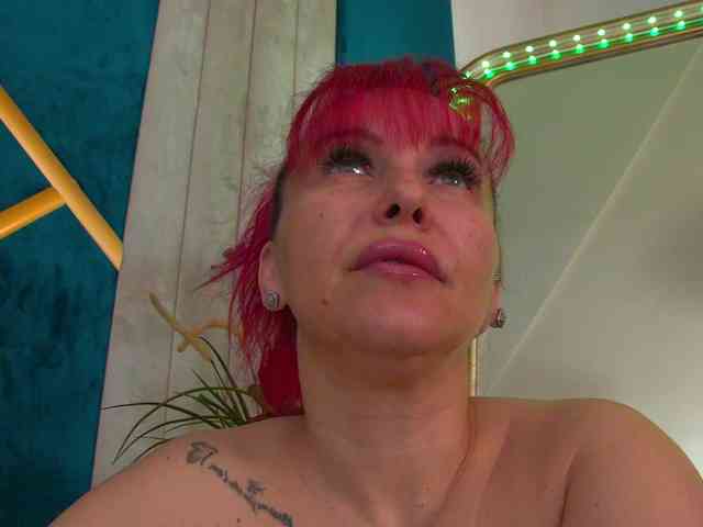 Foxxxy-MILF webcam