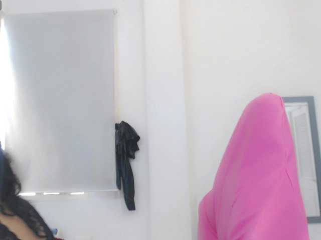 bella-moss live cam on BongaCams
