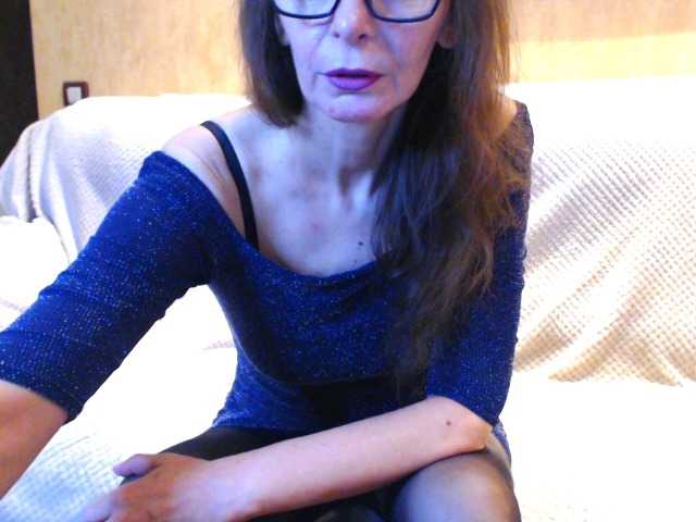 Julianna6532 live cam on BongaCams