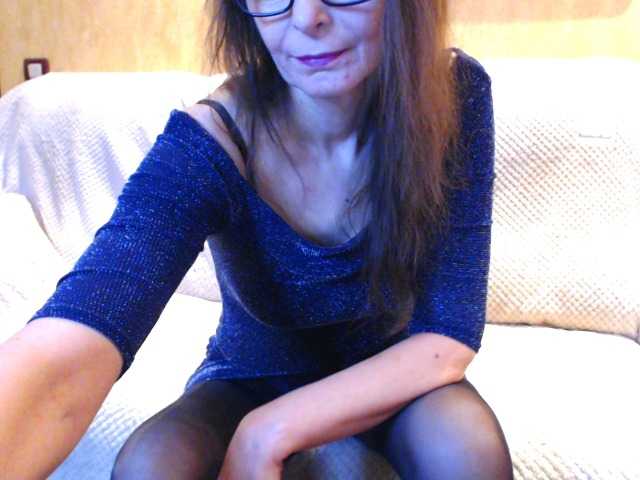 Julianna6532 live cam on BongaCams