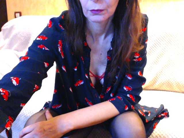 Julianna6532 live cam on BongaCams