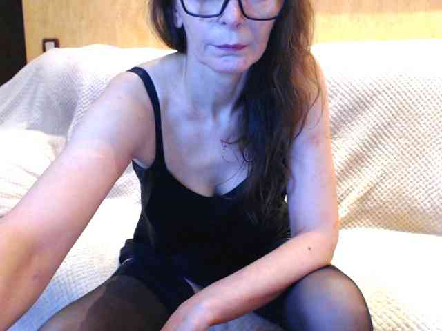 Model: Julianna6532