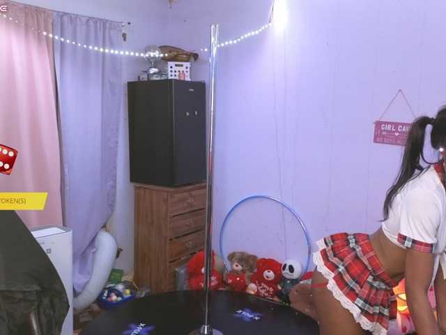 Mocha17 live cam on BongaCams