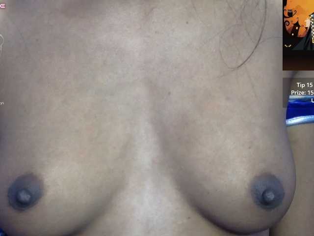 Mocha17 live cam on BongaCams