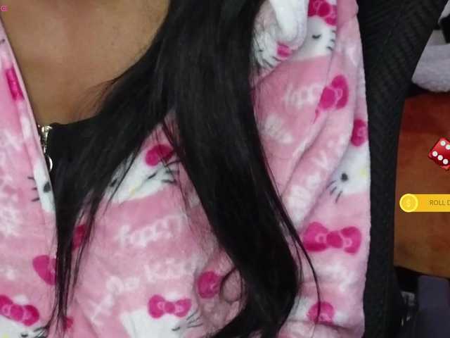 Mocha17 live cam on BongaCams