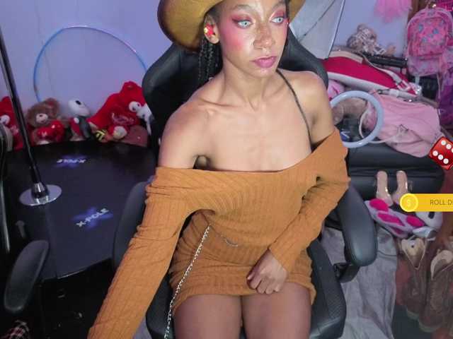 Mocha17 live cam on BongaCams