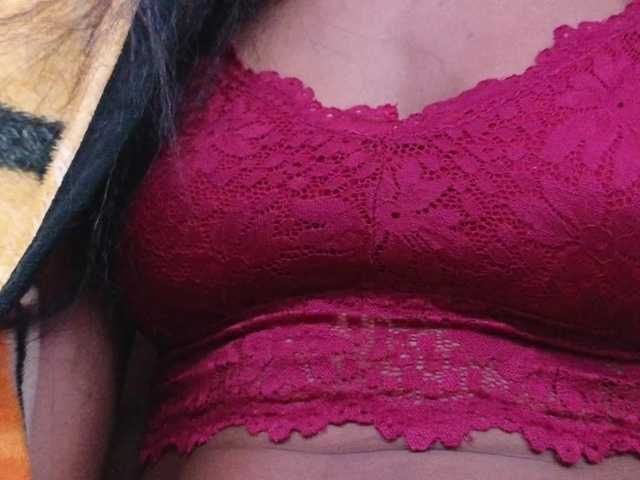 Mocha17 live webcam show