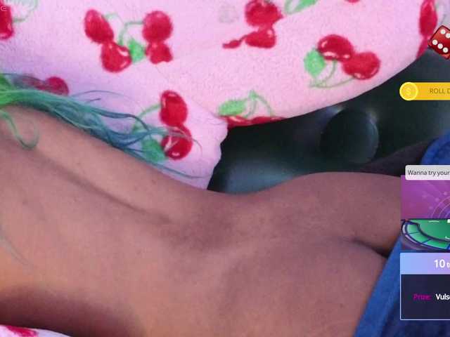 Mocha17 live cam on BongaCams