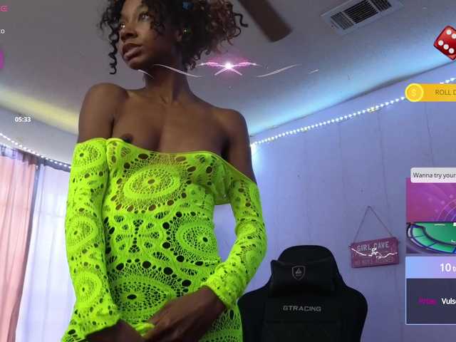 Mocha17 live cam on BongaCams