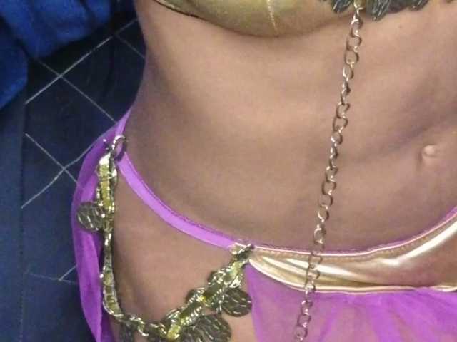 Mocha17 live cam on BongaCams