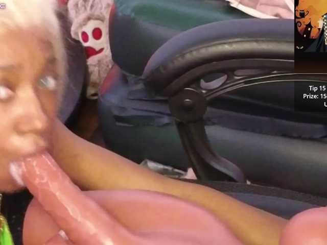 Mocha17 live cam preview