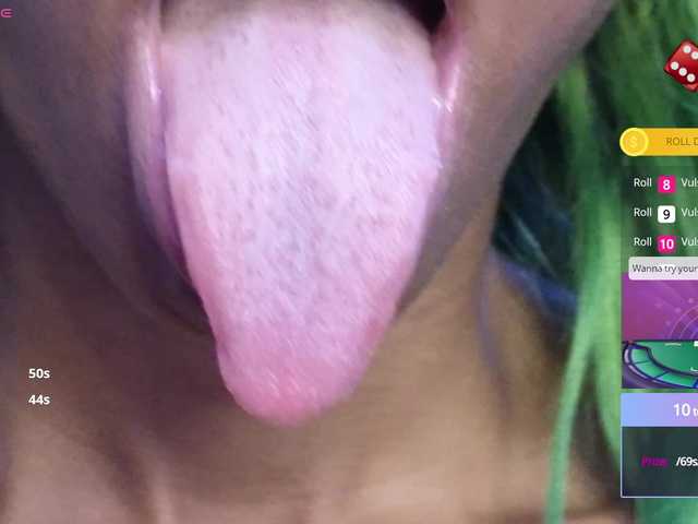 Mocha17 live cam on BongaCams