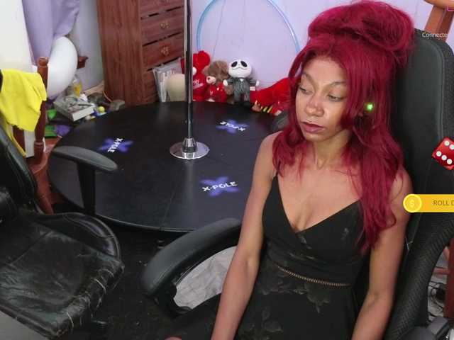 Mocha17 live cam on BongaCams