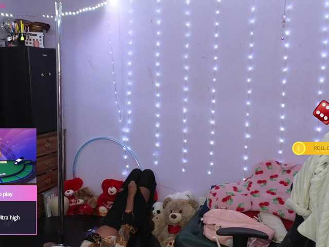 Mocha17 live cam on BongaCams