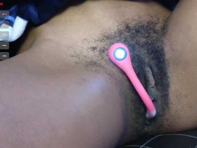 Mocha17 live cam on BongaCams