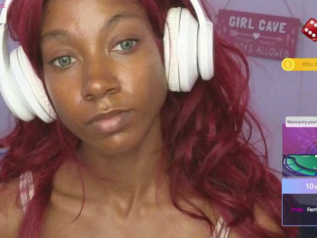 Mocha17 live cam on BongaCams