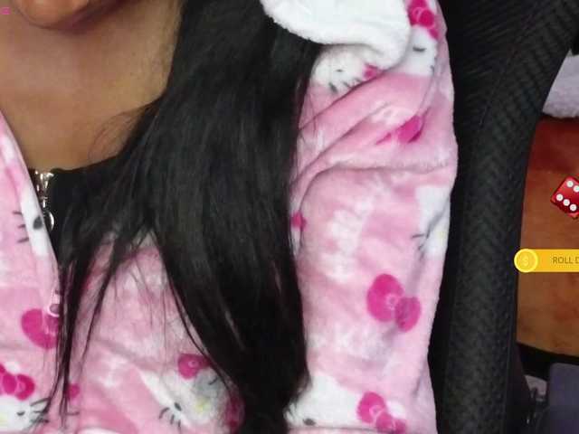 Mocha17 live cam on BongaCams