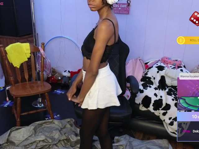 Mocha17 live cam on BongaCams